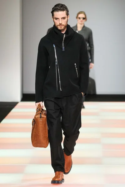 Look 46